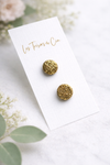 Mini clous dorés texturés – Fait main en France