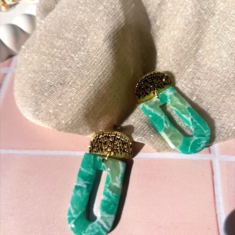 Boucles d'oreilles pendantes MARILYN | Vert d'eau