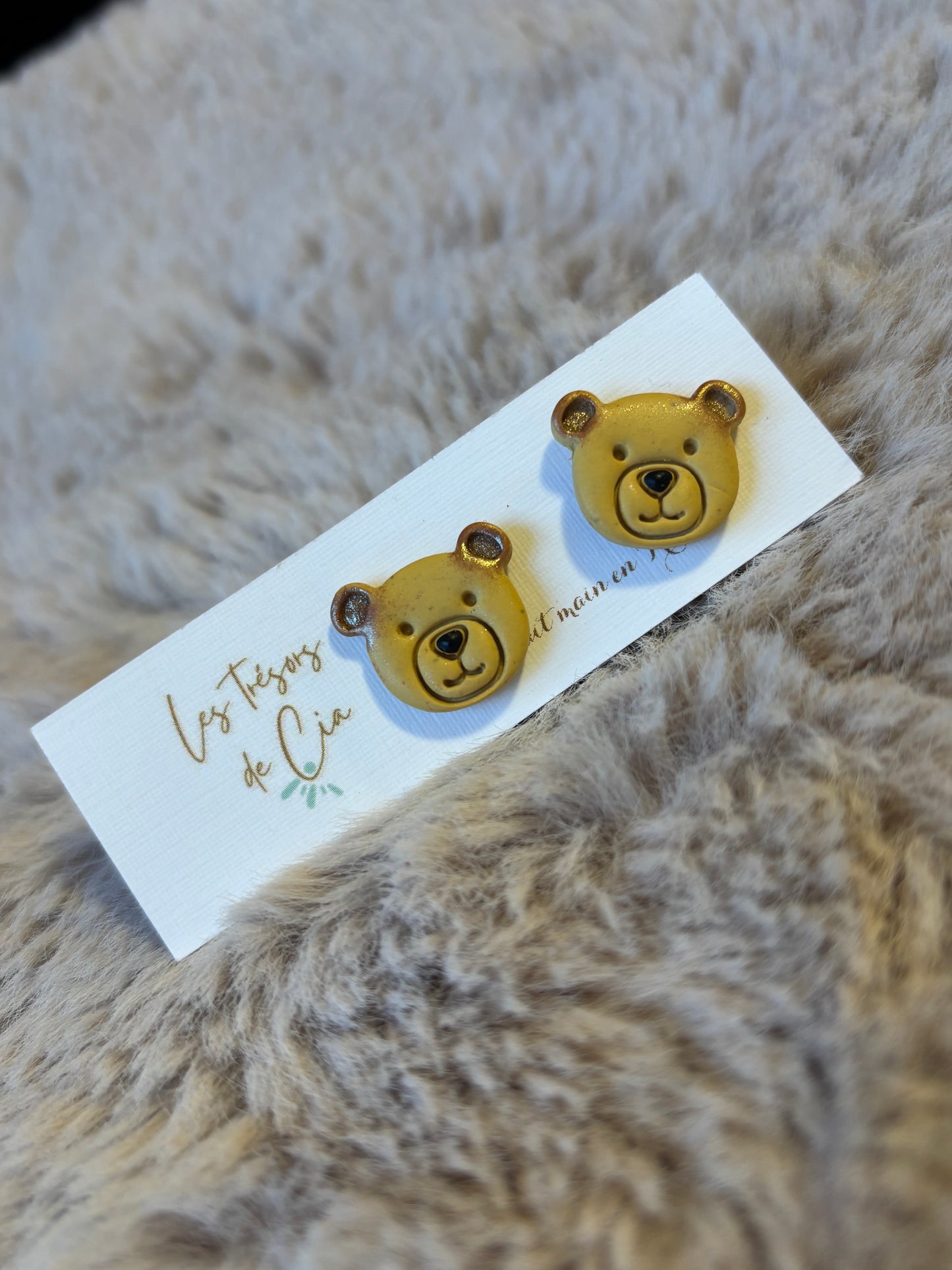 Boucles d’oreilles enfant Teddy – tendres & ultra légères