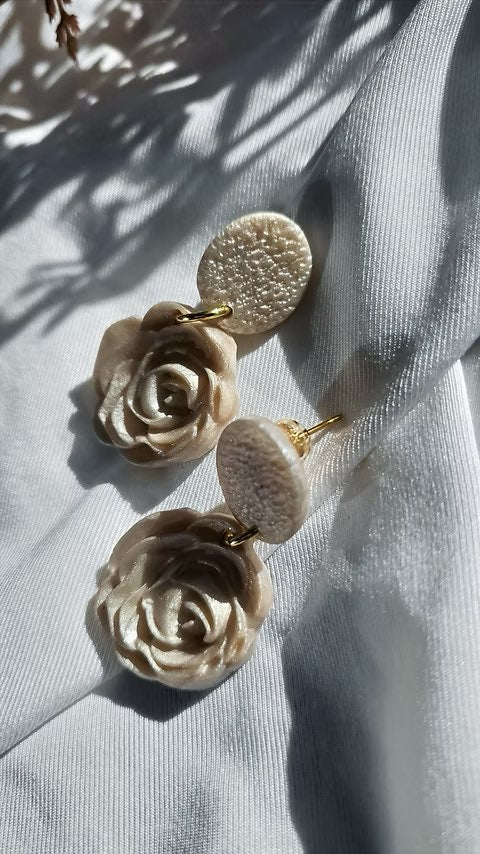 Boucles d’oreilles ROSALIA - roses chic & ultra légères