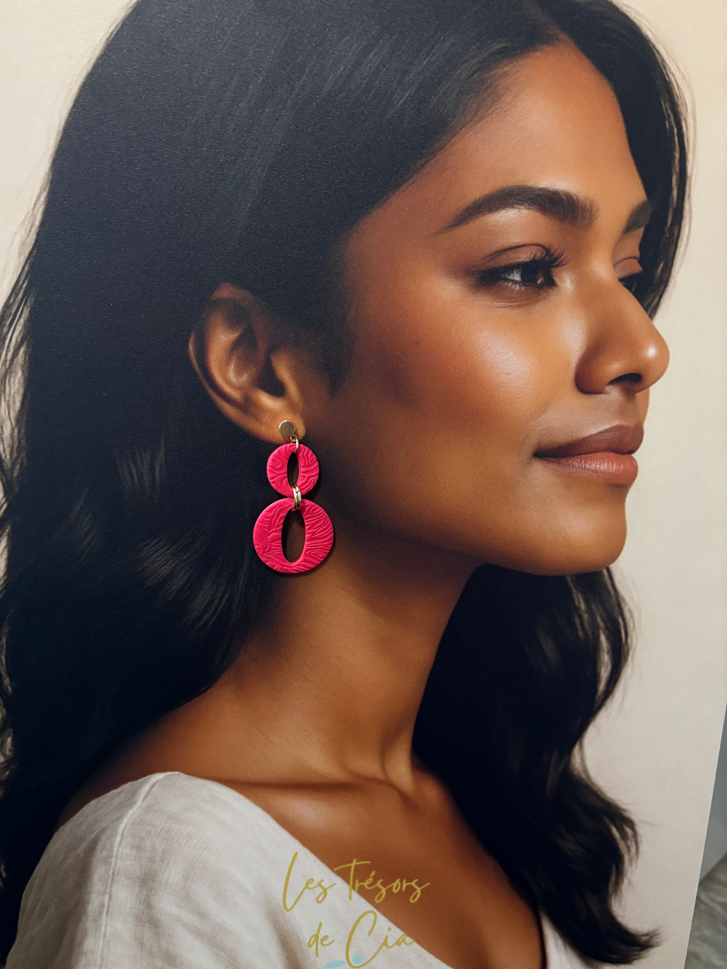 Boucles d’oreilles XXL texturées — Anneaux entrelacés