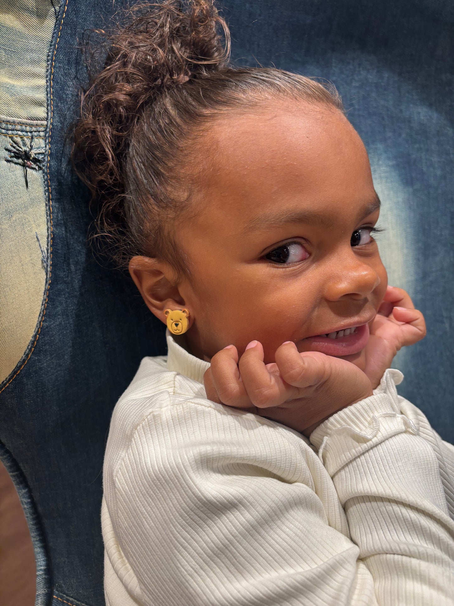 Boucles d’oreilles enfant Teddy – tendres & ultra légères